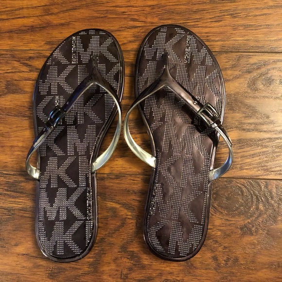 Michael Kors Other - Michael Kors flip flops